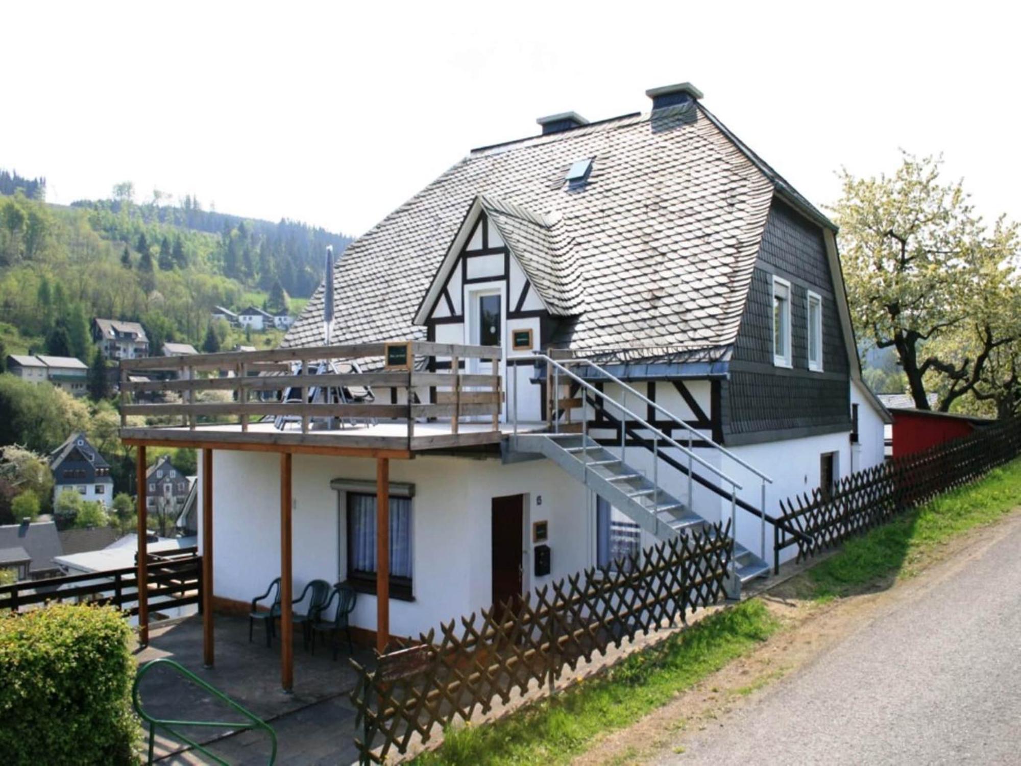 Large Holiday Home In Willingen With Private Garden And Several Terraces Eksteriør bilde