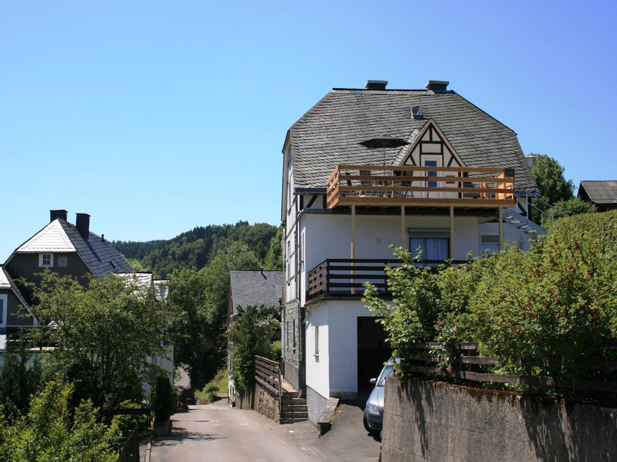 Large Holiday Home In Willingen With Private Garden And Several Terraces Eksteriør bilde